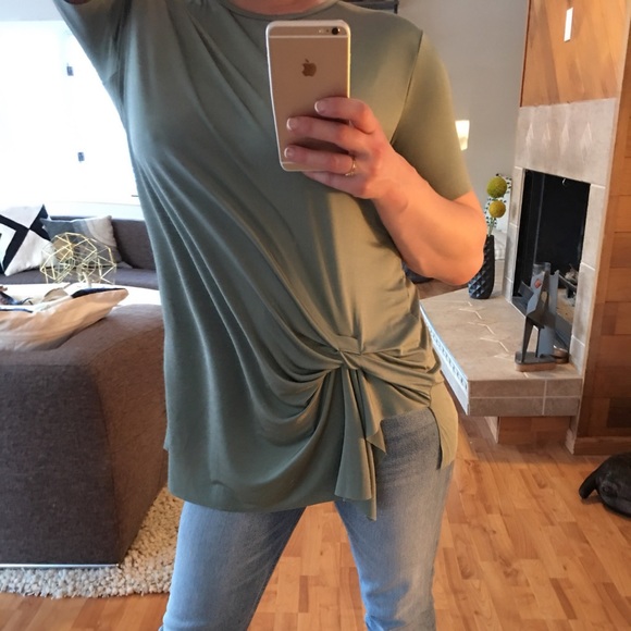 Last ones! Waterfall Draped Tee - Picture 6 of 7